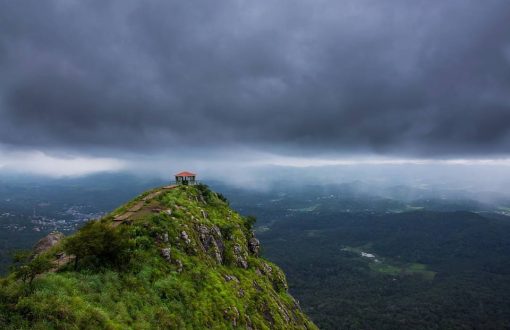 needle-view-rockpoint-gudalur